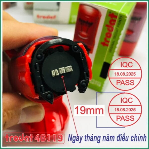 Dấu tròn có ngày tháng